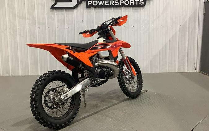 2027 KTM XC 300