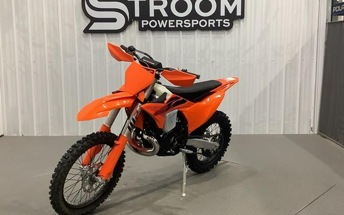 2027 KTM XC 300