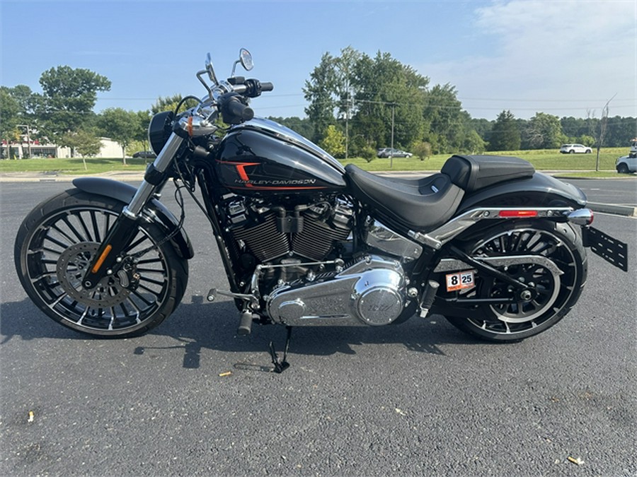 2024 Harley-Davidson Breakout