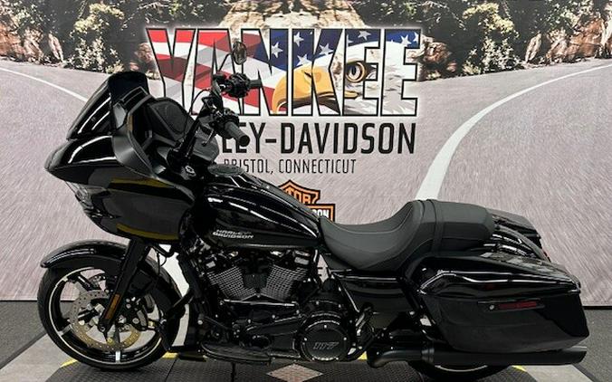 2026 FLTRX Road Glide®