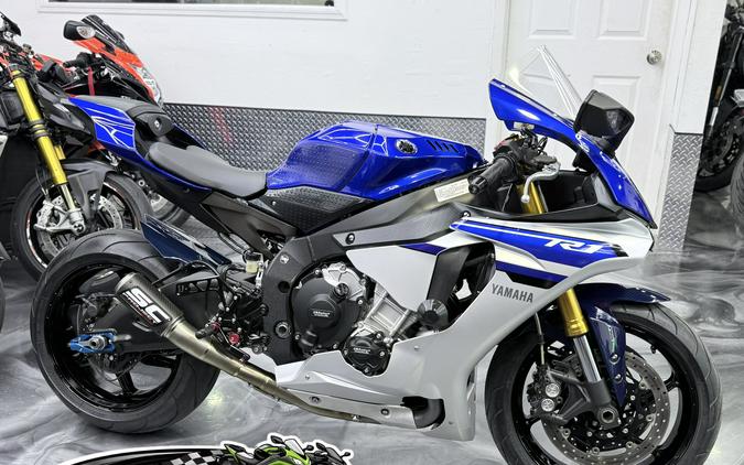 2016 Yamaha R1 in mint condition with only 3600 miles, many many tasteful upgrades