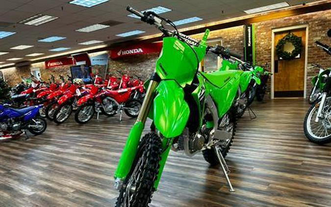 2024 Kawasaki KX450 First Look [9 Fast Facts, Specs, Photos]