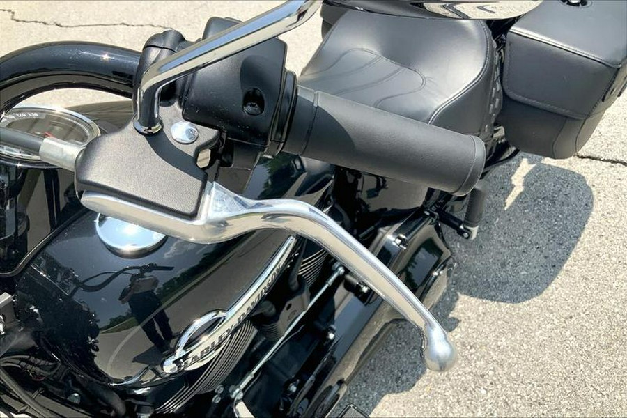 2020 Harley-Davidson® FLHCS - Heritage Classic 114