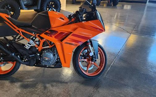 2024 KTM RC 390