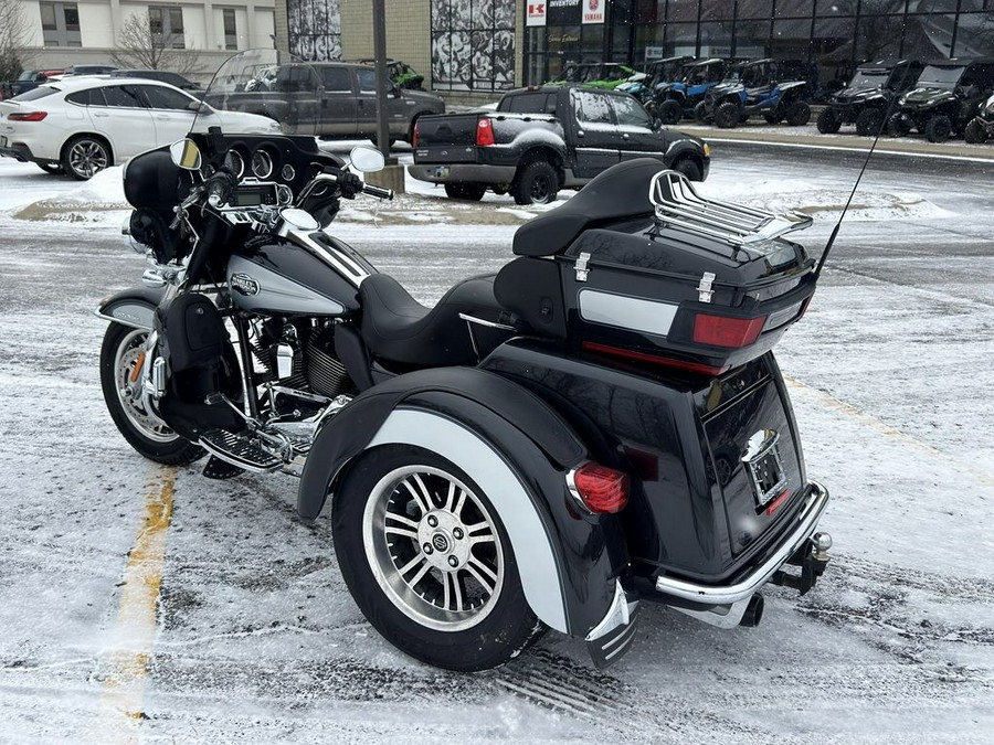 2013 Harley-Davidson® FLHTCUTG - Tri Glide® Ultra Classic®