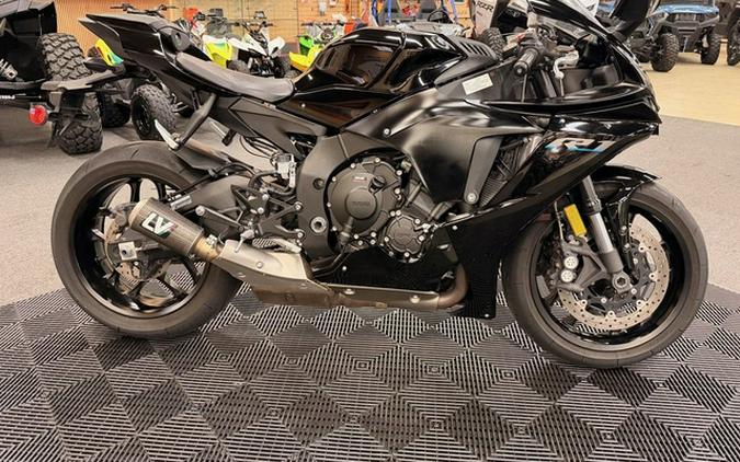 2023 Yamaha YZF R1