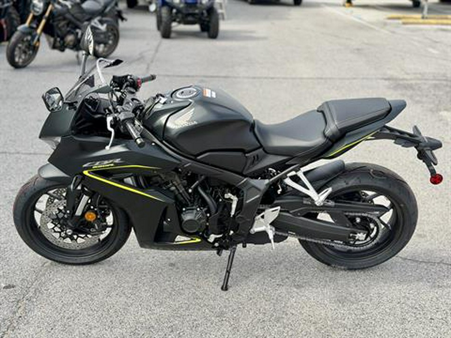 2026 Honda CBR650R E-Clutch