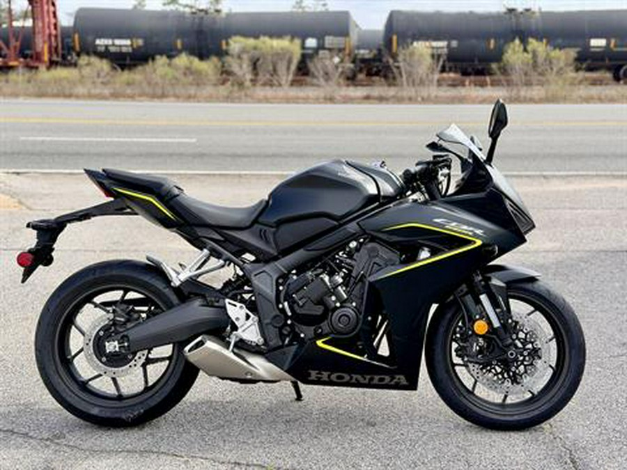 2026 Honda CBR650R E-Clutch