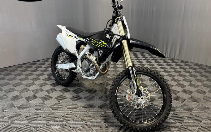 2026 TRIUMPH TF 450-X