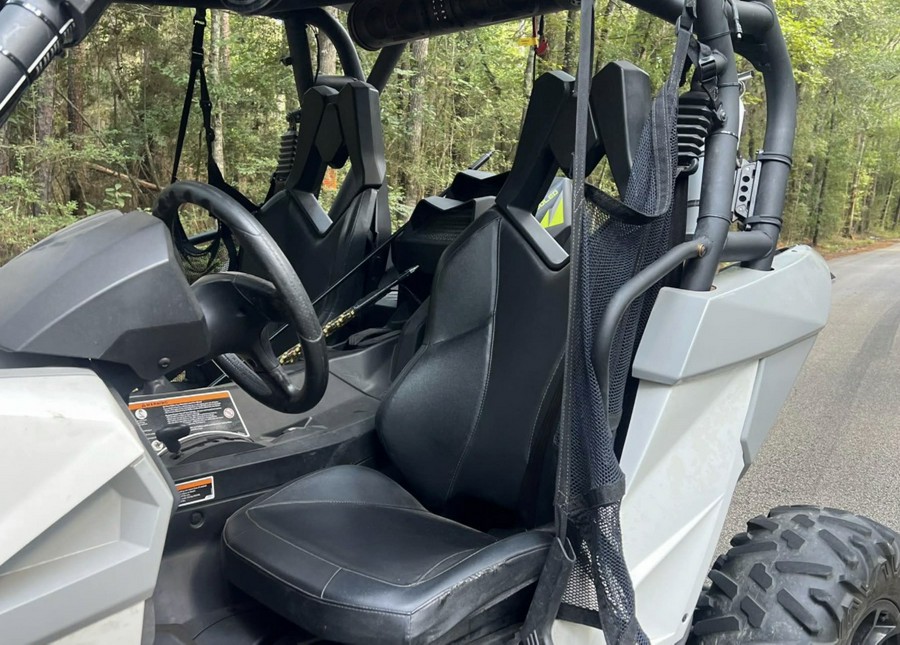 2016 Can-Am Maverick X ds Turbo