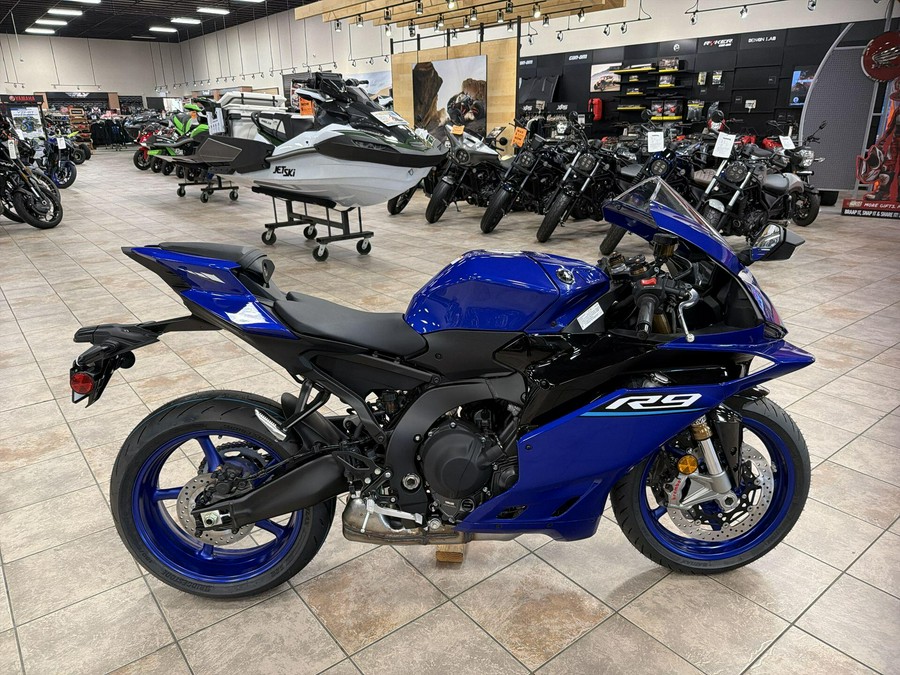 2027 Yamaha YZF-R9