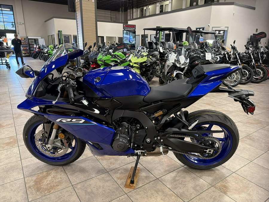 2027 Yamaha YZF-R9