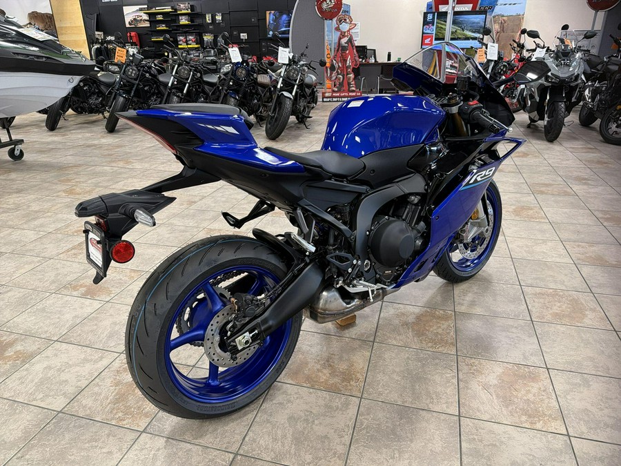 2027 Yamaha YZF-R9