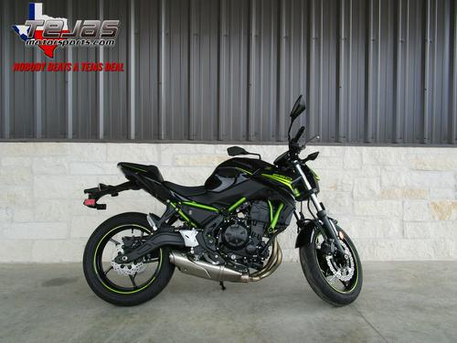 2020 Kawasaki Z650 Review (11 Fast Facts – Urban + Sport Motorcycle)