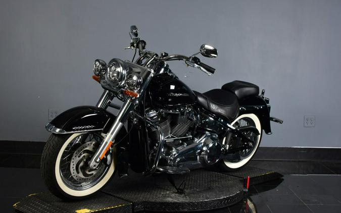 2018 Harley-Davidson Deluxe