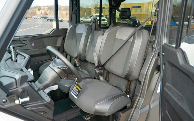 2026 Can-Am Defender MAX Limited HD11