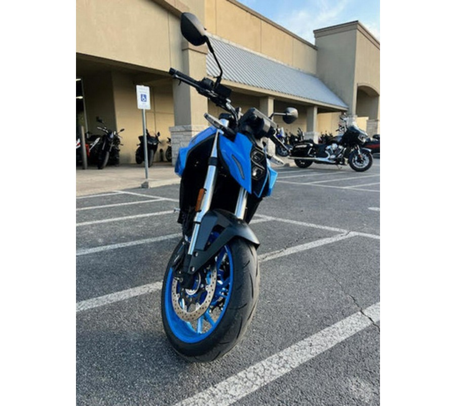 2024 Suzuki GSX 8S