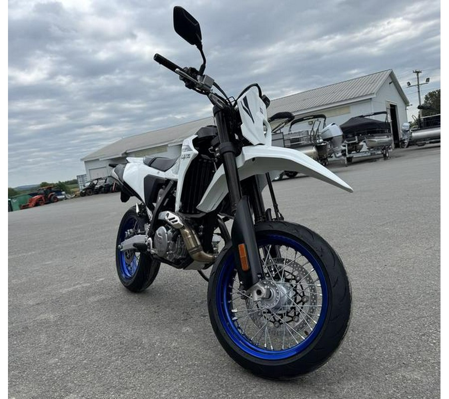 2026 Suzuki DR-Z4SM Plus