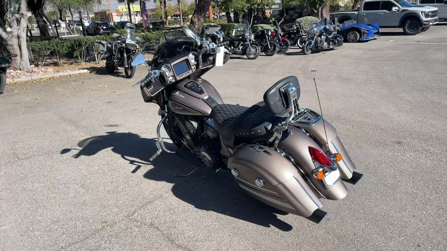 2018 Indian Motorcycle® Chieftain® Limited ABS Bronze Smoke with