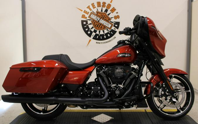 FLHX 2024 Street Glide®