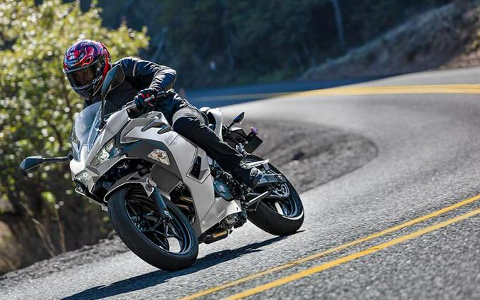 2025 Kawasaki Ninja® 500 ABS