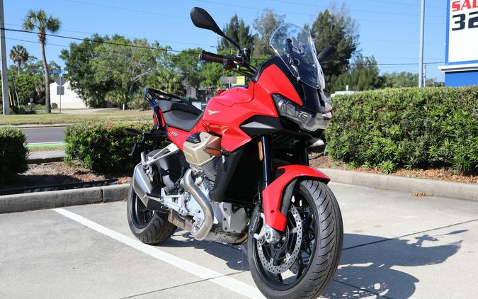 2023 Moto Guzzi V100 Mandello