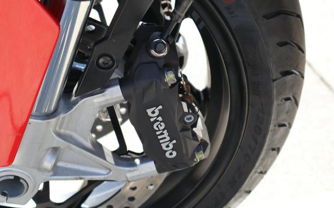 2023 Moto Guzzi V100 Mandello