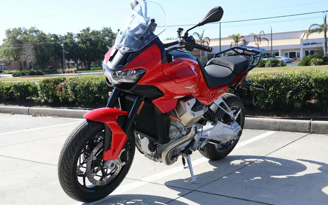 2023 Moto Guzzi V100 Mandello