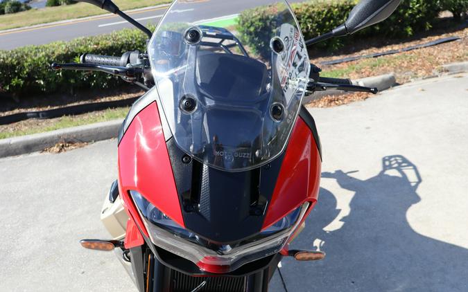 2023 Moto Guzzi V100 Mandello