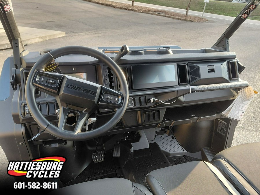 2026 Can-Am Defender MAX XT HD11 With 10.25 In.Display