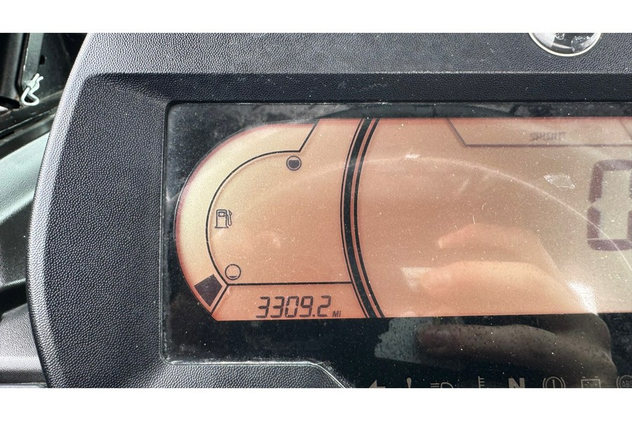 2023 Can-Am Commander XTP 1000R W/ CAB & HEAT