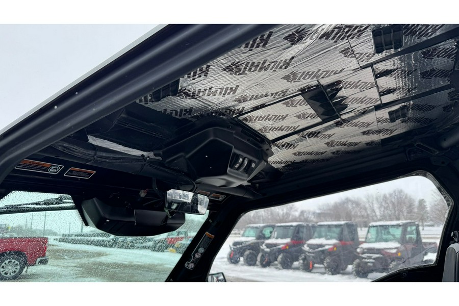 2023 Can-Am Commander XTP 1000R W/ CAB & HEAT