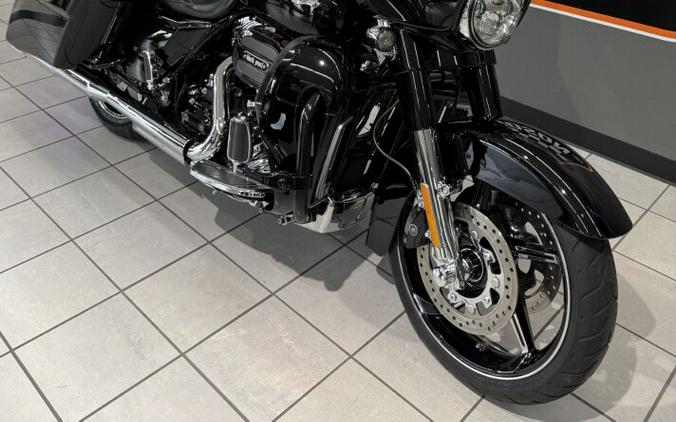 2016 Harley-Davidson® CVO™ Street Glide® Carbon Crystal with Phantom Flames