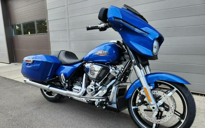 2024 Harley-Davidson Street Glide® Blue Burst