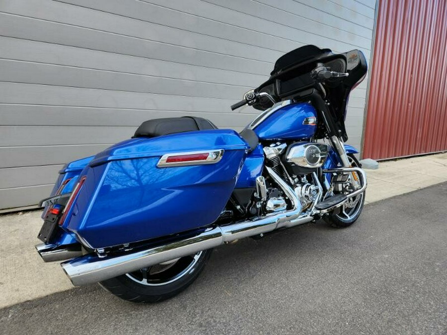 2024 Harley-Davidson Street Glide® Blue Burst