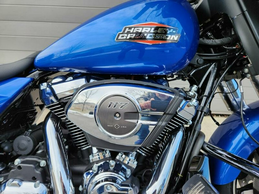 2024 Harley-Davidson Street Glide® Blue Burst