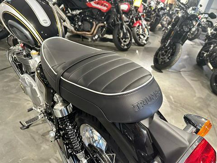 2025 Triumph Bonneville T120