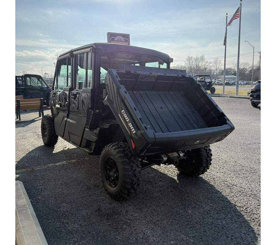 2026 Can-Am® Defender MAX XT CAB HD11 With 10.25 in.display