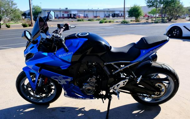2024 SUZUKI GSX-8R