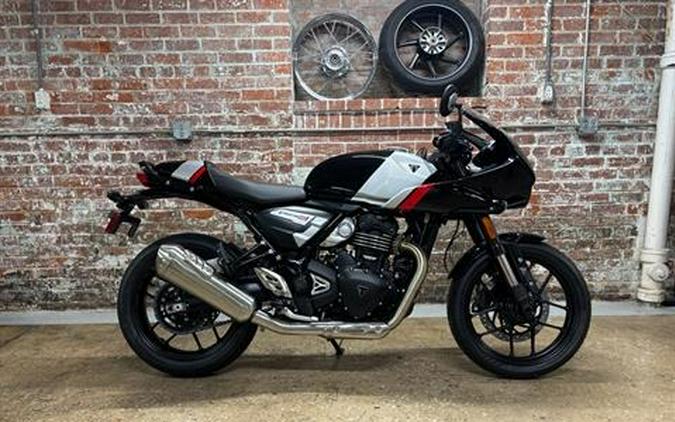 2026 Triumph Thruxton 400