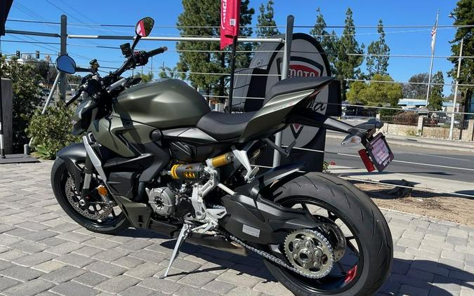 2024 Ducati Streetfighter V2 Storm Green