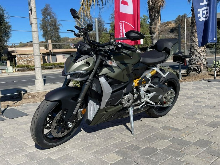 2024 Ducati Streetfighter V2 Storm Green