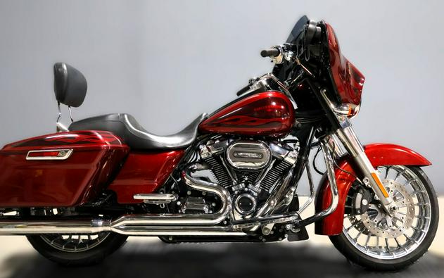 2017 Harley-Davidson Street Glide Special