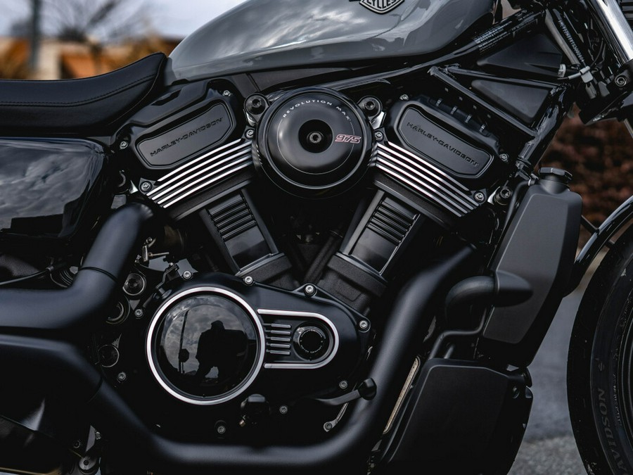 RH975 2026 Nightster®