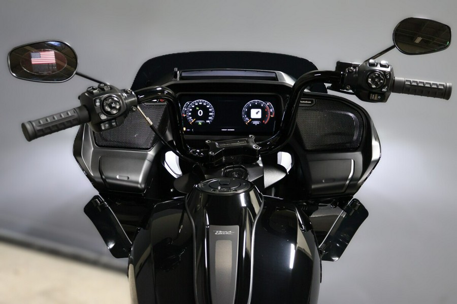 2025 Harley-Davidson Road Glide FLTRX