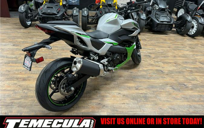 2024 Kawasaki Z7 Hybrid ABS
