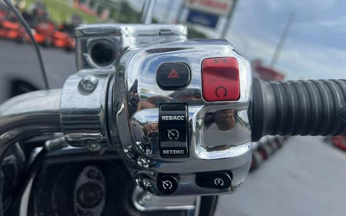 2017 Indian Motorcycle® Roadmaster® Thunder Black