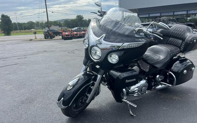 2017 Indian Motorcycle® Roadmaster® Thunder Black