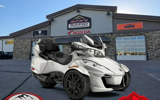 2017 Can-Am Spyder RT-S