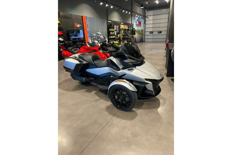 2023 Can-Am SPYDER RT